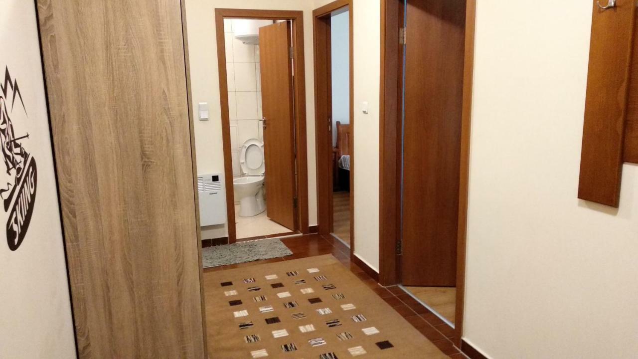 Pine Tree Apartment 3 - B3 반스코 외부 사진